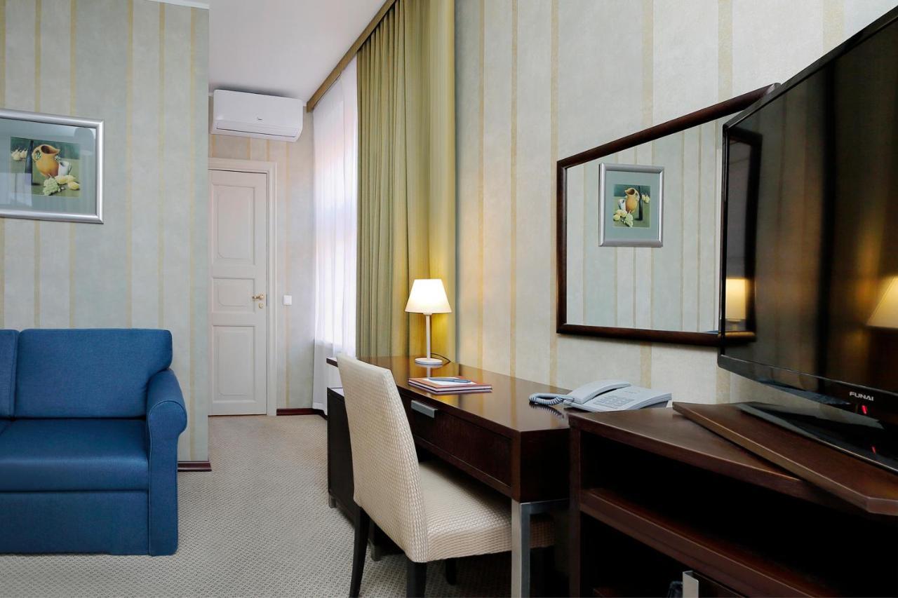 Hestia Hotel Maestro Old Town ทาลลินน์ ภายนอก รูปภาพ