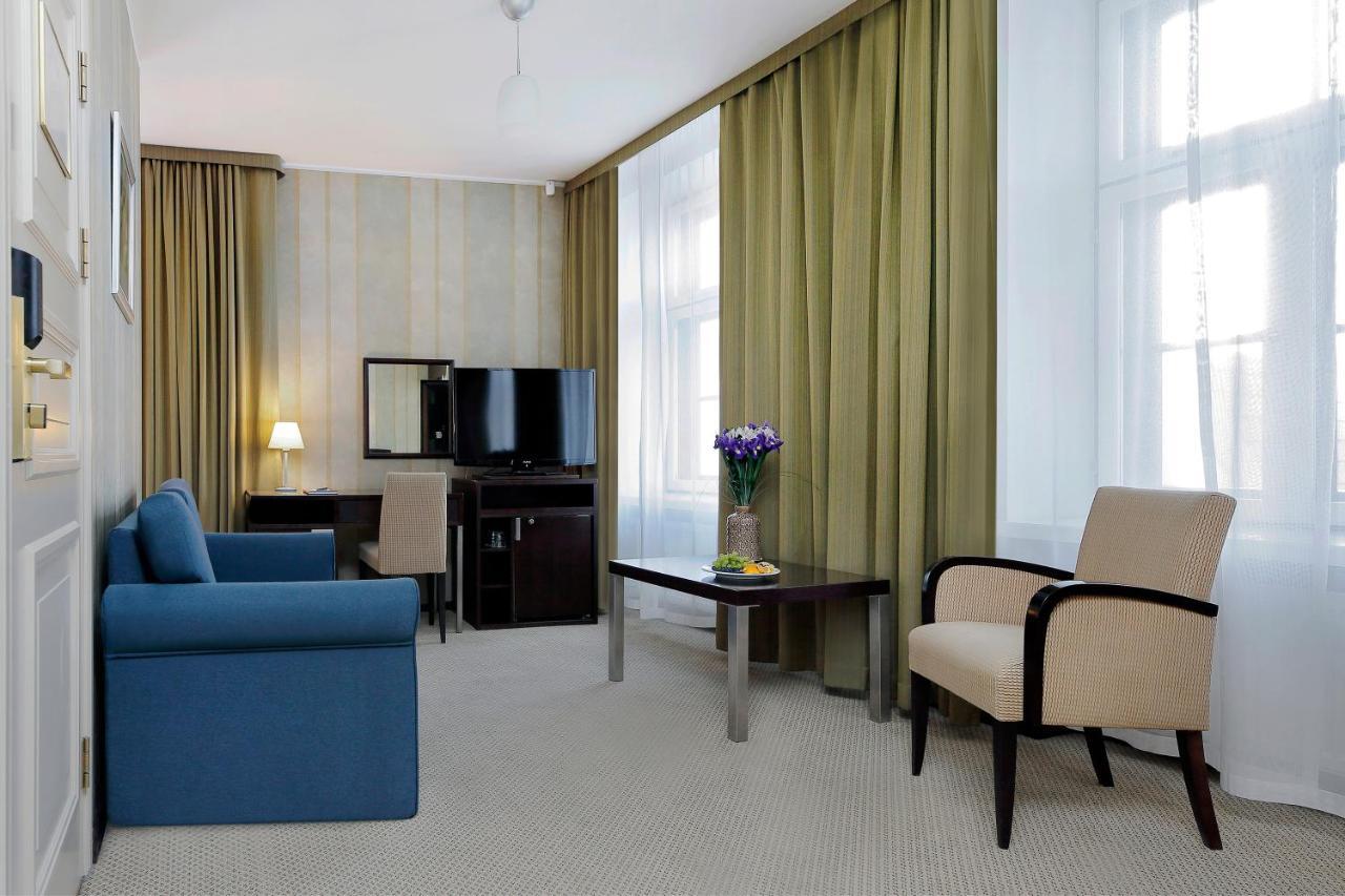 Hestia Hotel Maestro Old Town ทาลลินน์ ภายนอก รูปภาพ